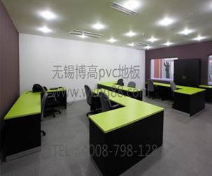 提升公司形象，選騰方辦公室塑膠地板