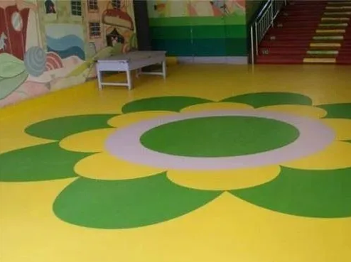 幼兒園塑膠地板怎么樣？幼兒園塑膠地板有害健康嗎？